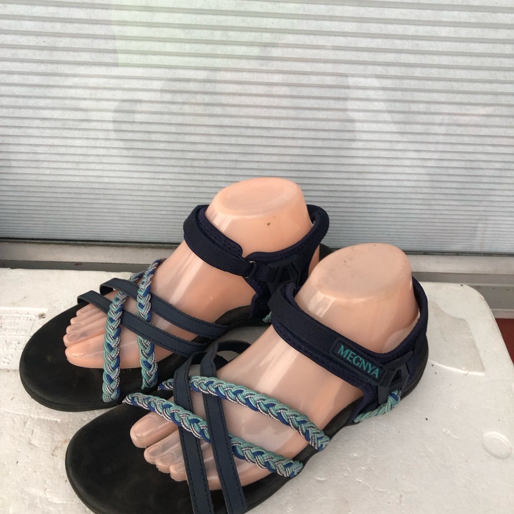 MEGNYA Women’s Navy and Teal Braided Sport Outdoor Sandals Size 40/9.5US
